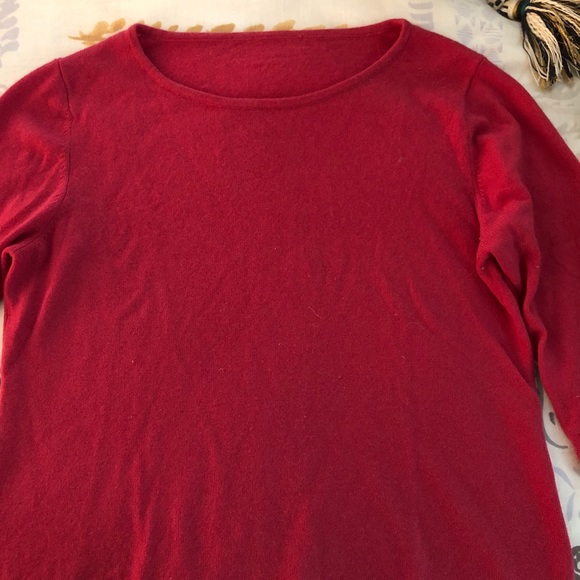 Clearance!  2 beautiful cashmere sweaters... - Picture 5 of 8